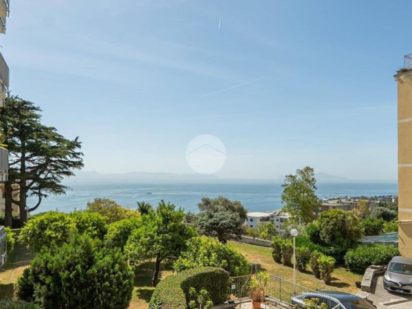 appartamento in vendita a Napoli in zona Posillipo