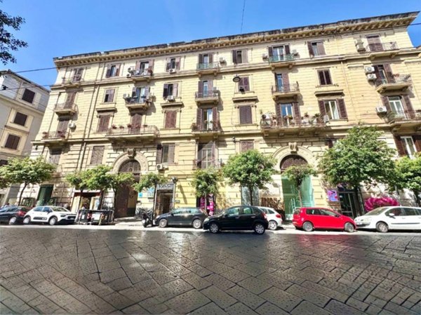 appartamento in vendita a Napoli in zona Pendino / San Giuseppe