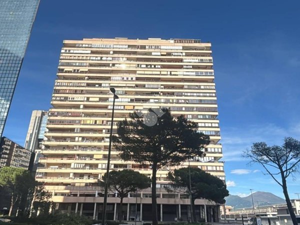 appartamento in vendita a Napoli in zona Poggioreale