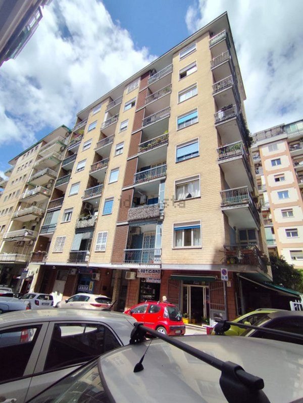 appartamento in vendita a Napoli