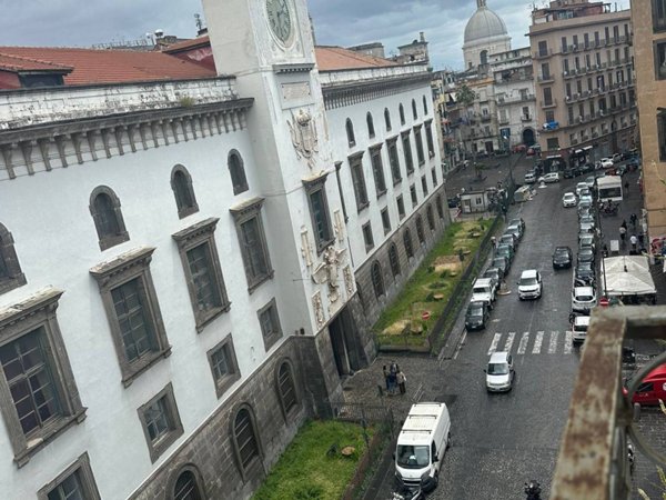 appartamento in vendita a Napoli in zona Pendino / San Giuseppe