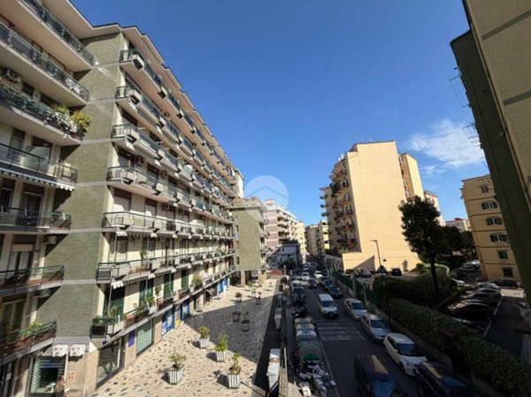 appartamento in vendita a Napoli in zona Arenella