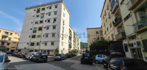 appartamento in vendita a Napoli in zona Fuorigrotta