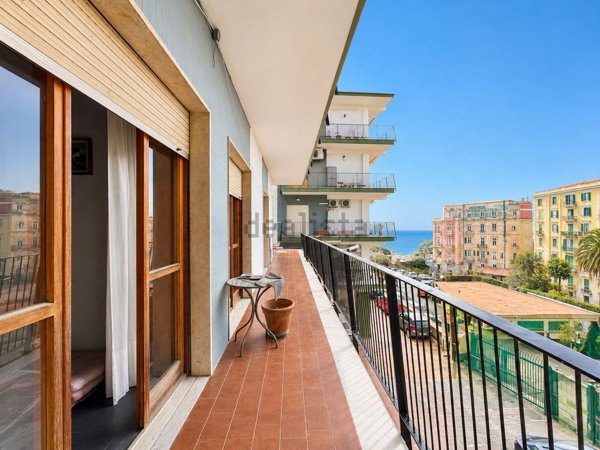 appartamento in vendita a Napoli in zona Posillipo