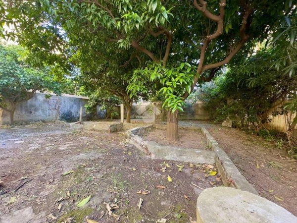appartamento in vendita a Napoli in zona Bagnoli