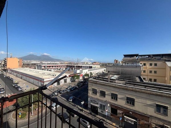 appartamento in vendita a Napoli in zona Zona Industriale-Ferrovia