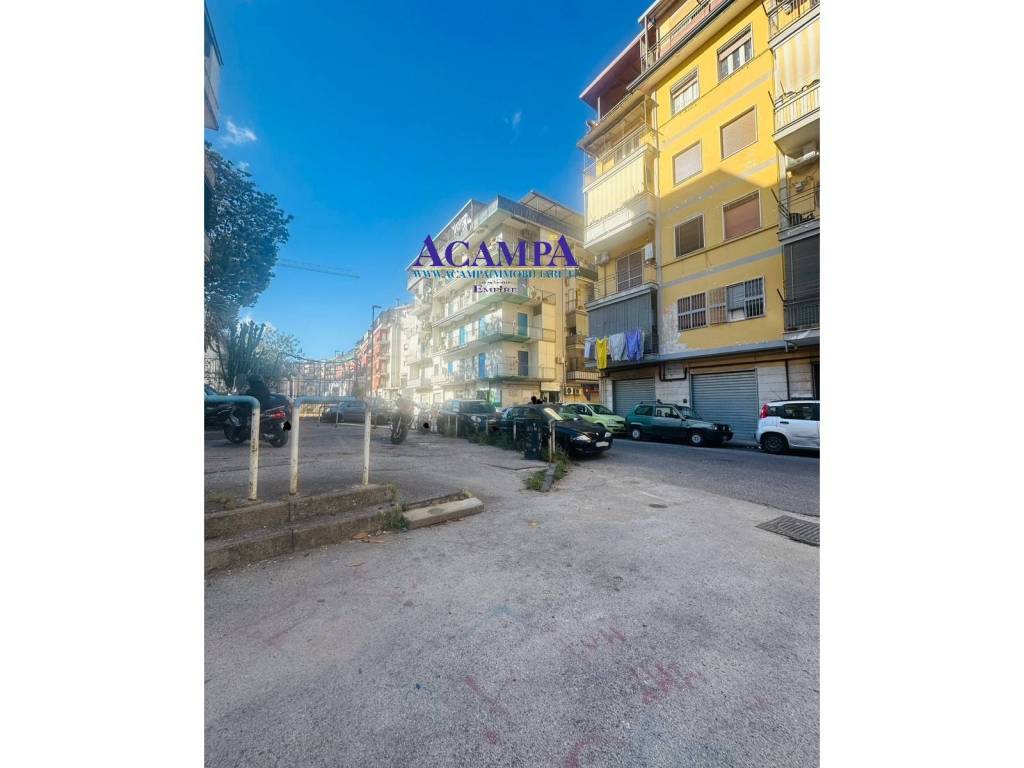 appartamento in vendita a Napoli in zona Secondigliano