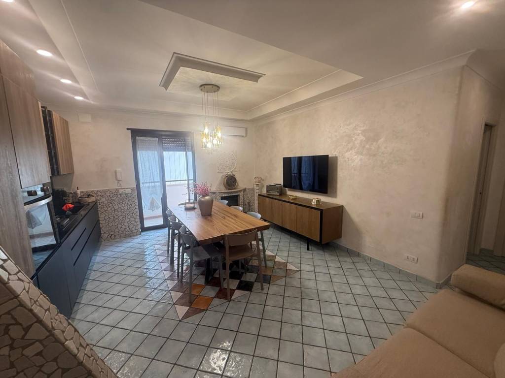 appartamento in vendita a Napoli in zona Fuorigrotta