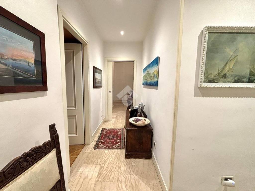 appartamento in vendita a Napoli in zona Vomero