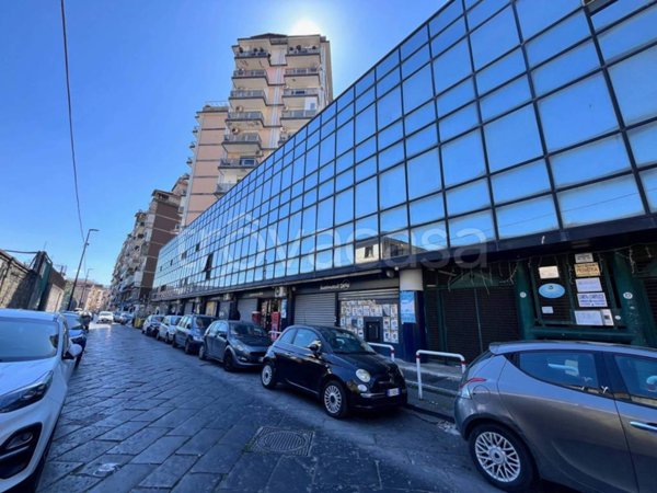 ufficio in vendita a Napoli in zona Mercato