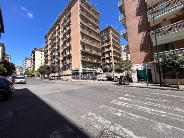 appartamento in vendita a Napoli in zona Arenella