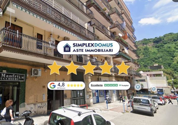 appartamento in vendita a Napoli in zona Pianura
