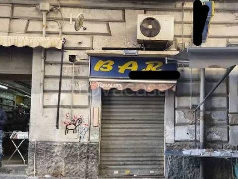 negozio in vendita a Napoli