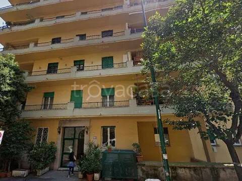 appartamento in vendita a Napoli in zona Arenella