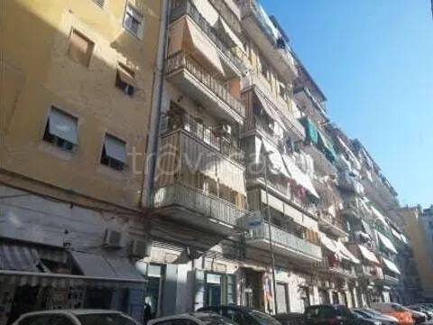 appartamento in vendita a Napoli in zona Mercato