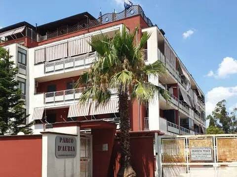 appartamento in vendita a Napoli in zona Capodichino