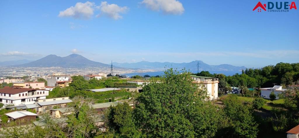 appartamento in vendita a Napoli in zona Vomero