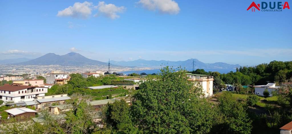 appartamento in vendita a Napoli in zona Camaldoli
