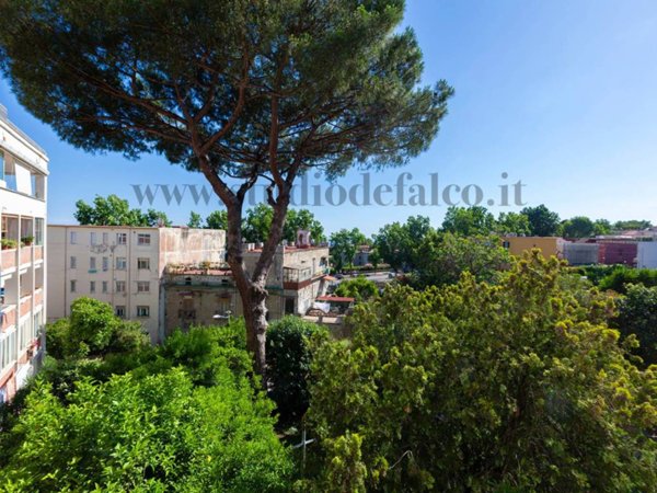 appartamento in vendita a Napoli in zona Posillipo