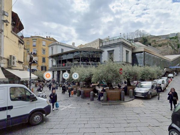 appartamento in vendita a Napoli