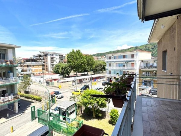 appartamento in vendita a Napoli in zona Pianura
