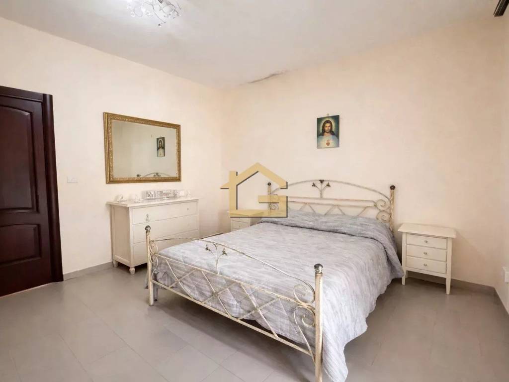 appartamento in vendita a Napoli in zona Miano