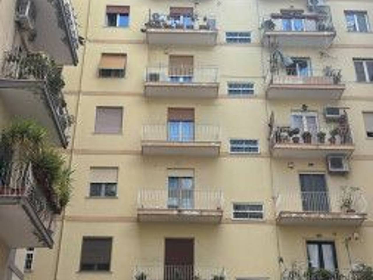 appartamento in vendita a Napoli in zona Montecalvario
