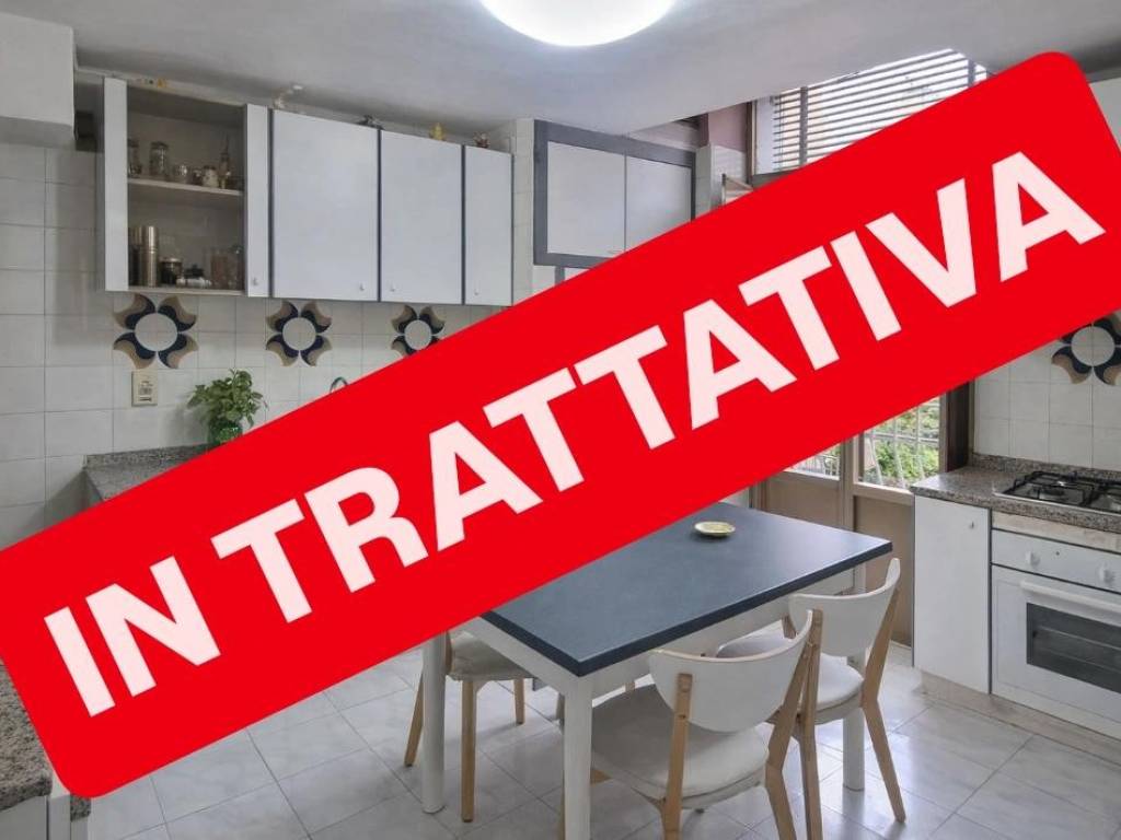appartamento in vendita a Napoli in zona Avvocata