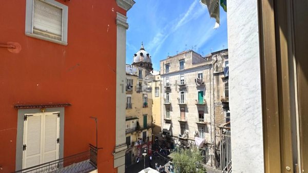 appartamento in vendita a Napoli in zona San Lorenzo