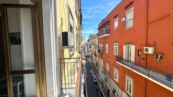 appartamento in vendita a Napoli in zona San Lorenzo