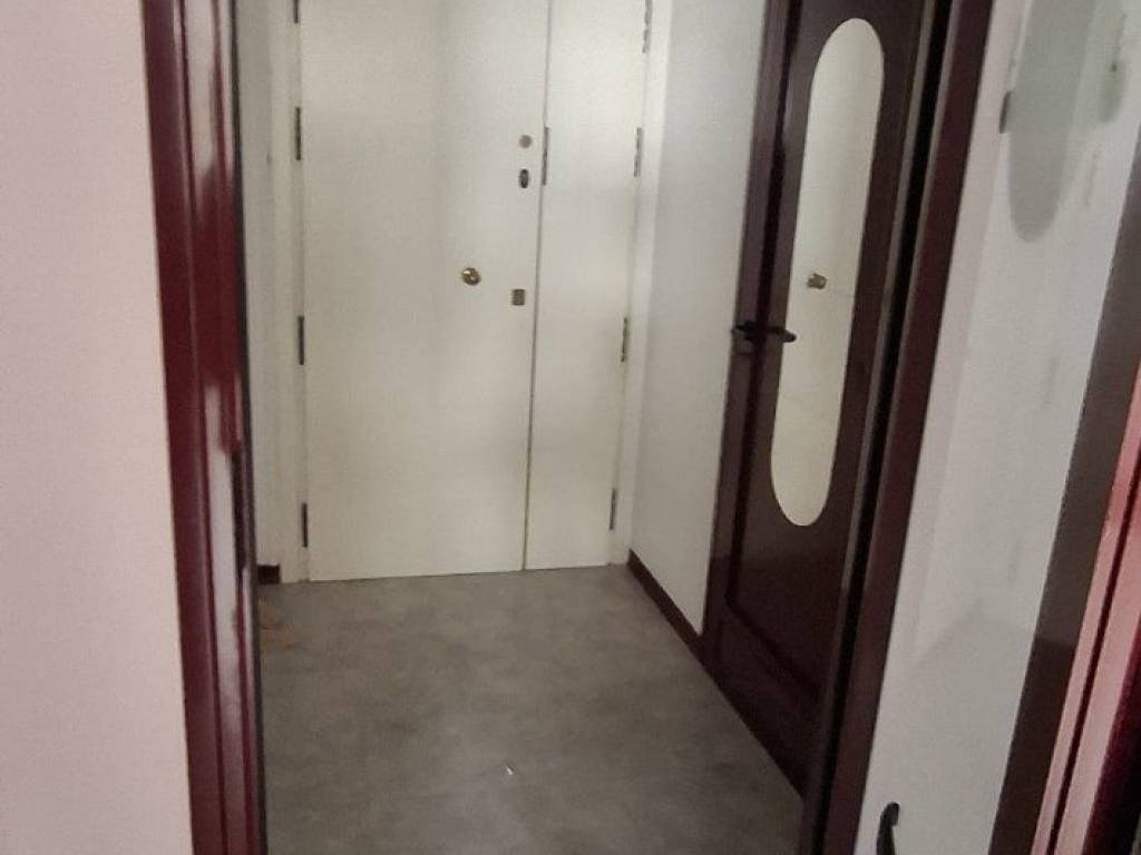 ufficio in vendita a Napoli in zona Vicaria