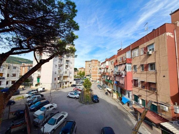 appartamento in vendita a Napoli in zona Soccavo