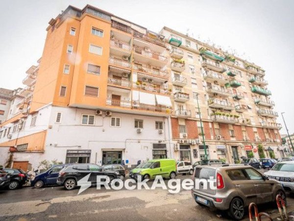 appartamento in vendita a Napoli in zona Poggioreale
