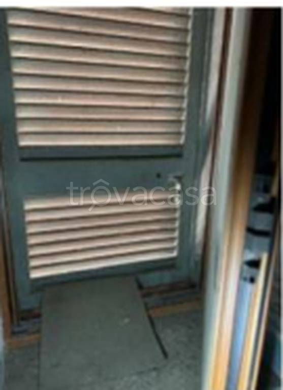 appartamento in vendita a Napoli in zona San Carlo all'Arena