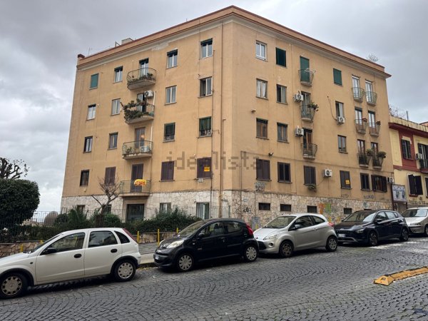 appartamento in vendita a Napoli