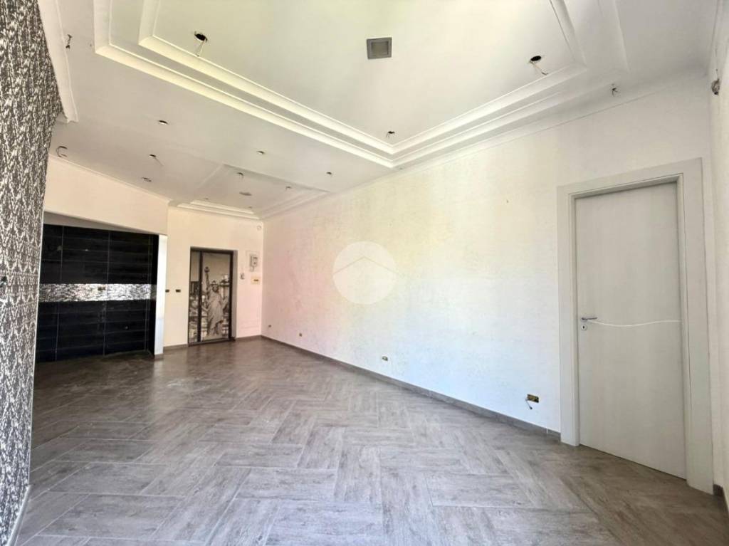appartamento in vendita a Napoli in zona Stella