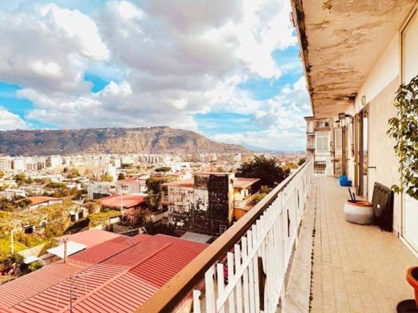 appartamento in vendita a Napoli in zona Pianura