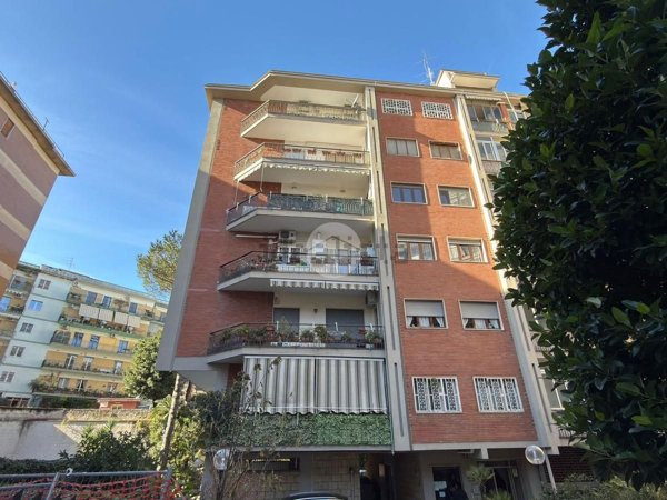 appartamento in vendita a Napoli in zona Capodimonte / Colli Aminei