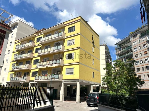 appartamento in vendita a Napoli