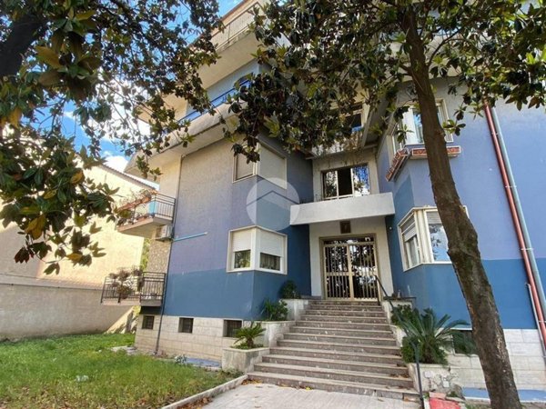 appartamento in vendita a Napoli in zona Barra