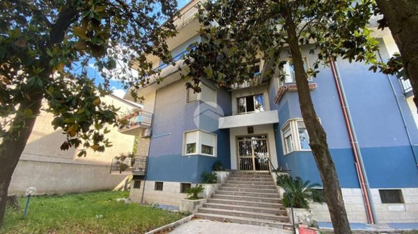 appartamento in vendita a Napoli in zona Barra