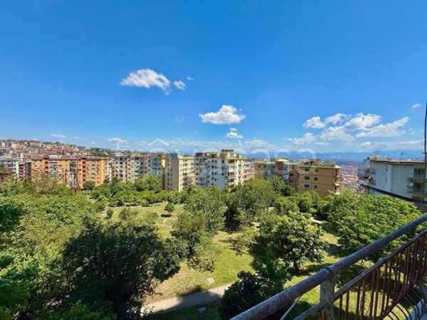 appartamento in vendita a Napoli in zona Vomero