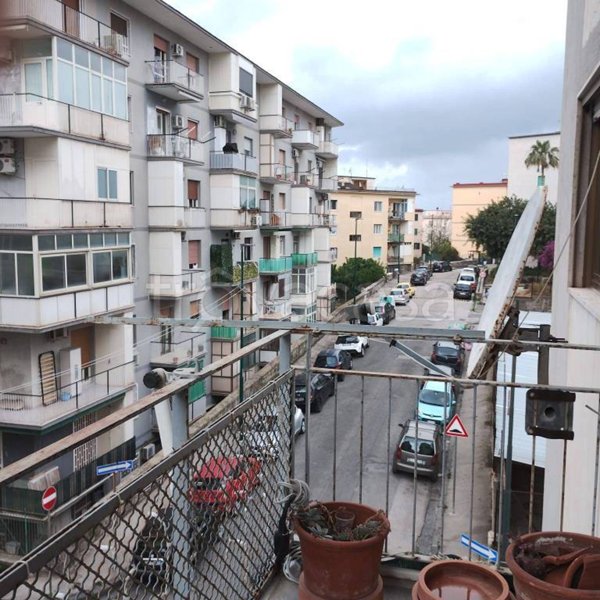appartamento in vendita a Napoli in zona Bagnoli