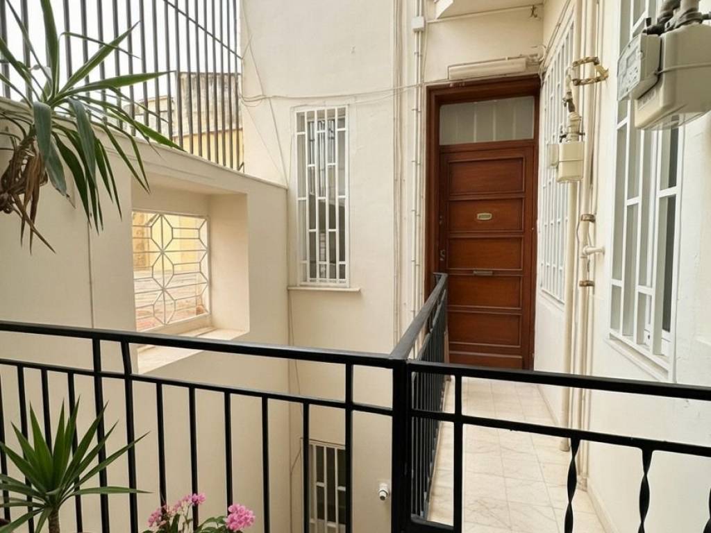 appartamento in vendita a Napoli in zona Montecalvario