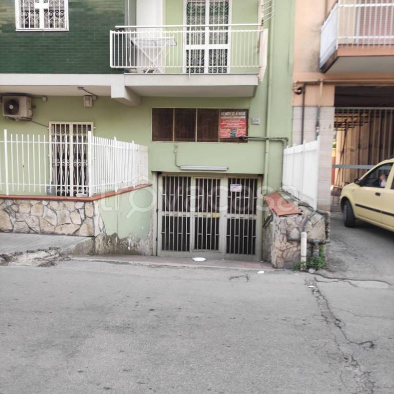 locale di sgombero in vendita a Napoli in zona Pianura