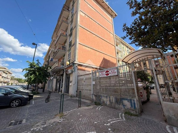 appartamento in vendita a Napoli in zona San Giovanni a Teduccio
