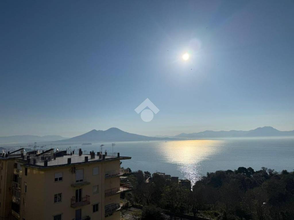 appartamento in vendita a Napoli in zona Posillipo