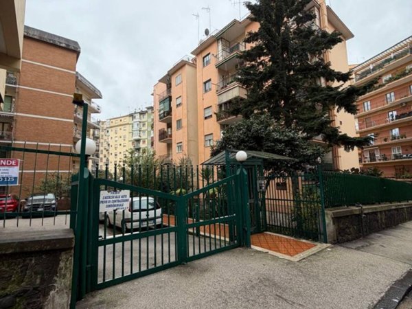 appartamento in vendita a Napoli in zona Vomero