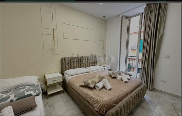 appartamento in vendita a Napoli in zona San Lorenzo