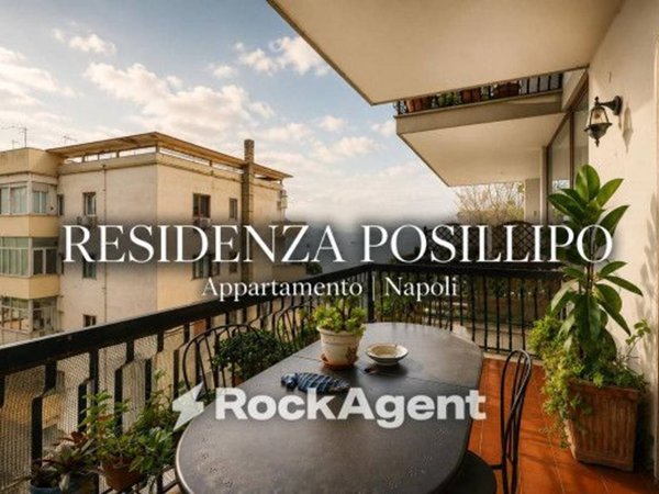 appartamento in vendita a Napoli in zona Posillipo